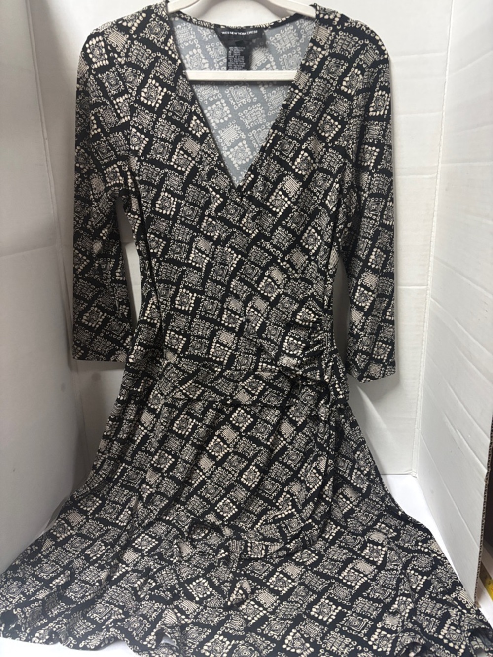 Jones New York Black Midi Wrap Dress with Cream Geometric Print